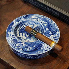 LUXCIG Handcrafted Cigar Ashtray – Fishweed Motif in Fine Chinese Ceramic Tradition