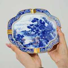 LUXCIG Chinese Ink Landscape Cigar Tray –Elevate your smoking ritual with this one-of-a-kind piece of art.