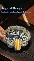 LUXCIG Ceramic Lion Ashtray – Bold Original Design, Handmade with Historic Glazing Technique