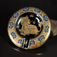 LUXCIG Collector’s Qilin Cigar Tray – Handmade Ceramic in Black Enamel & Gilded Design